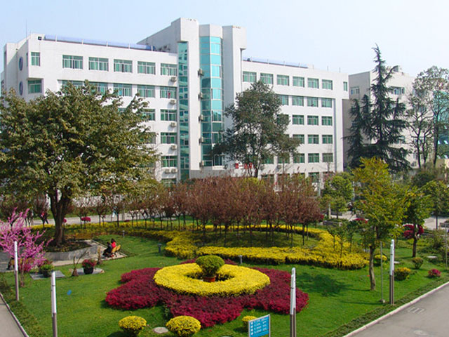 江油市人民醫(yī)院